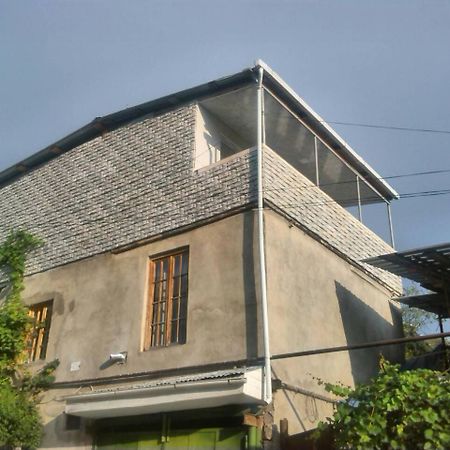 Georgian Hosts Tbilisi Otel Dış mekan fotoğraf